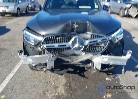 2023 Mercedes-Benz Glc 300 4Matic Suv from USA, damaged, VIN W1NKM4HB9PU031754